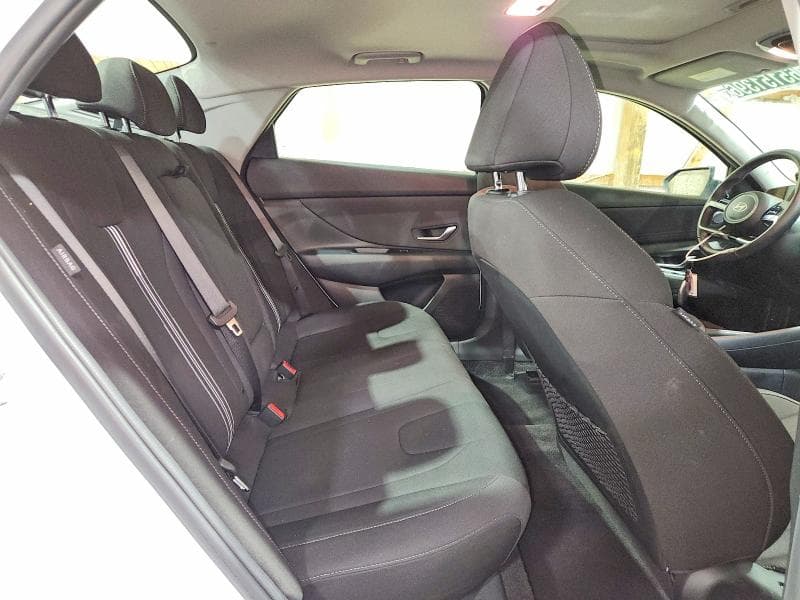 2025 HYUNDAI ELANTRA SEL 10