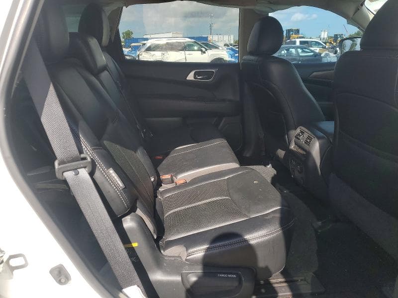 2019 NISSAN PATHFINDER PLATINUM 10