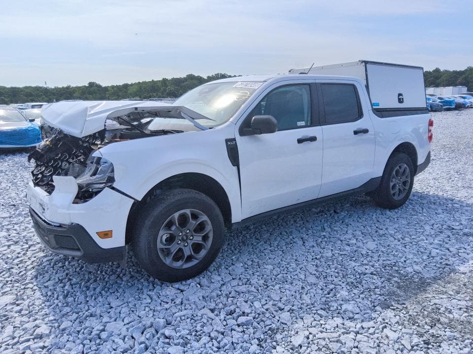 2025 FORD MAVERICK XLT - 1