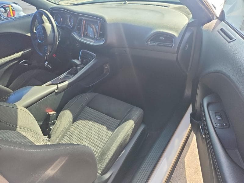 2018 DODGE CHALLENGER SXT 8