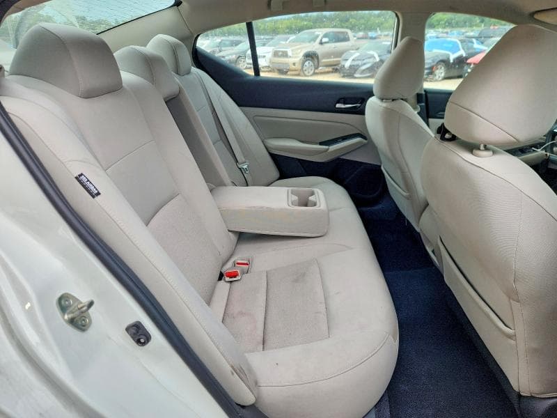2019 NISSAN ALTIMA S 10