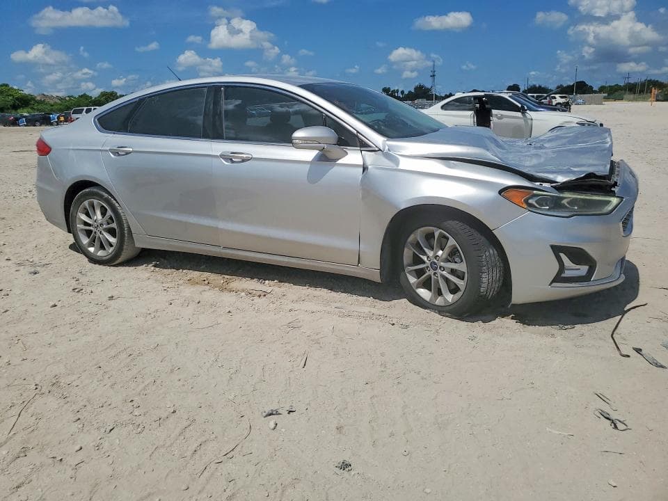 2019 FORD FUSION TITANIUM 4