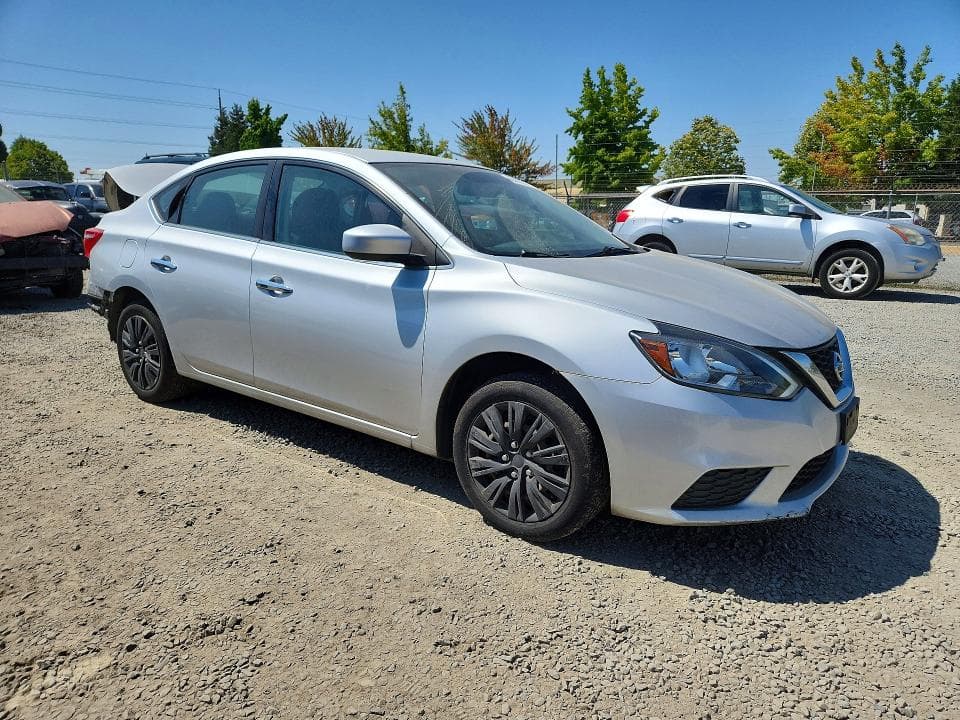 2019 NISSAN SENTRA S 4