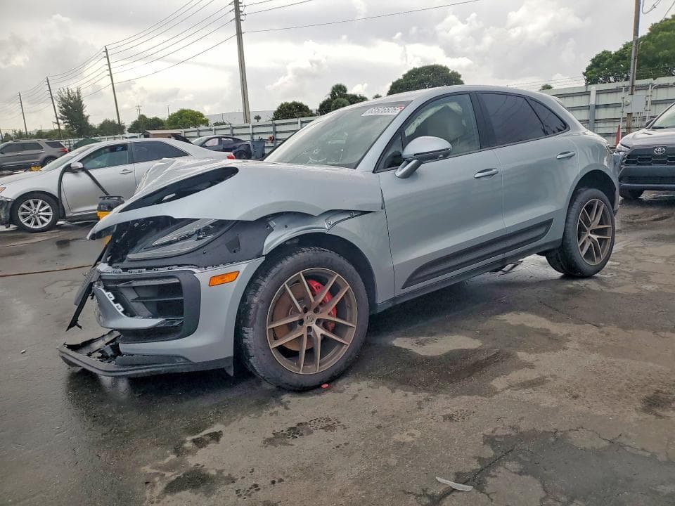 2026 PORSCHE MACAN S