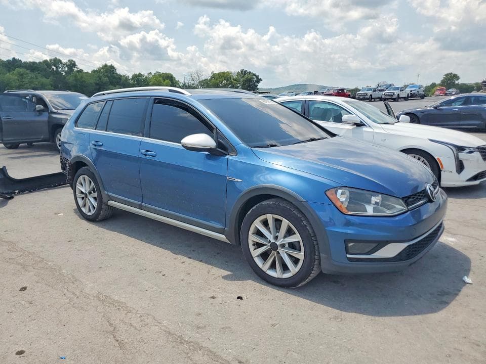 2017 VOLKSWAGEN GOLF ALLTRACK S 4