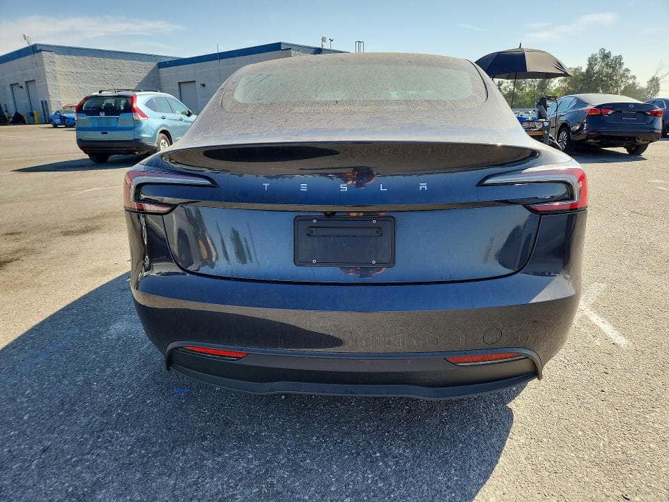 2025 TESLA MODEL 3 6