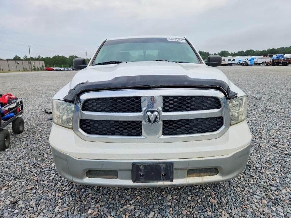 2019 RAM 1500 CLASSIC SLT 5