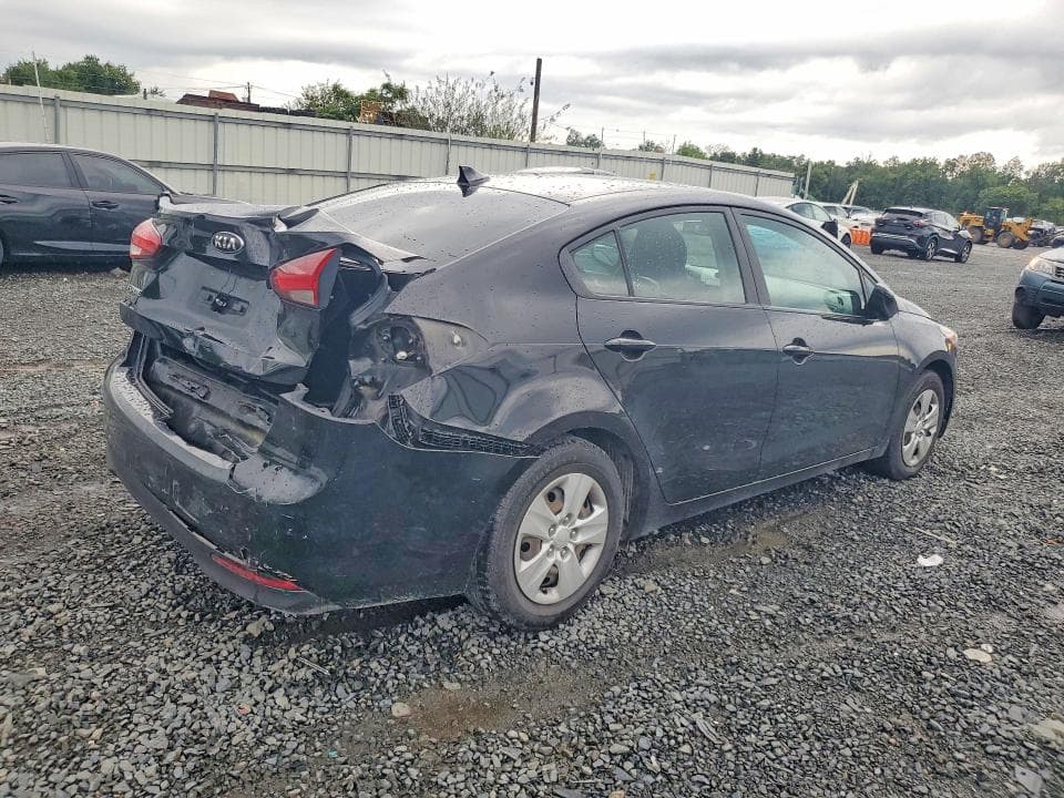 2017 KIA FORTE LX 3