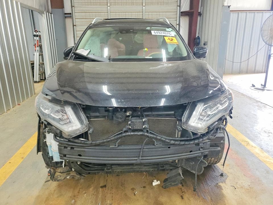 2017 NISSAN ROGUE SL 5