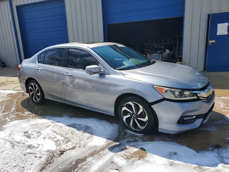 2017 HONDA ACCORD EX 4