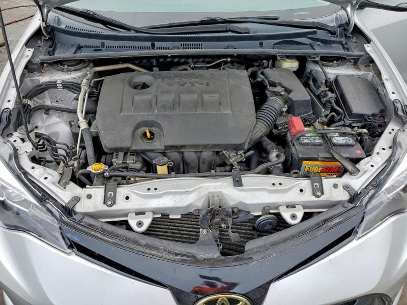2017 TOYOTA COROLLA SE 11