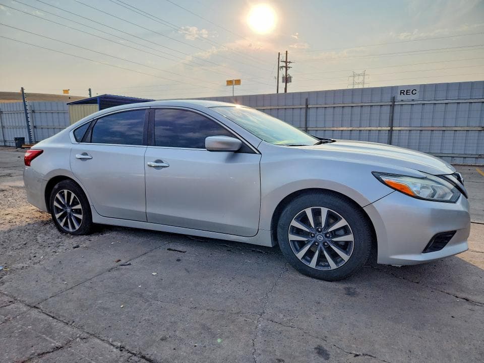 2017 NISSAN ALTIMA 2.5 SV 4