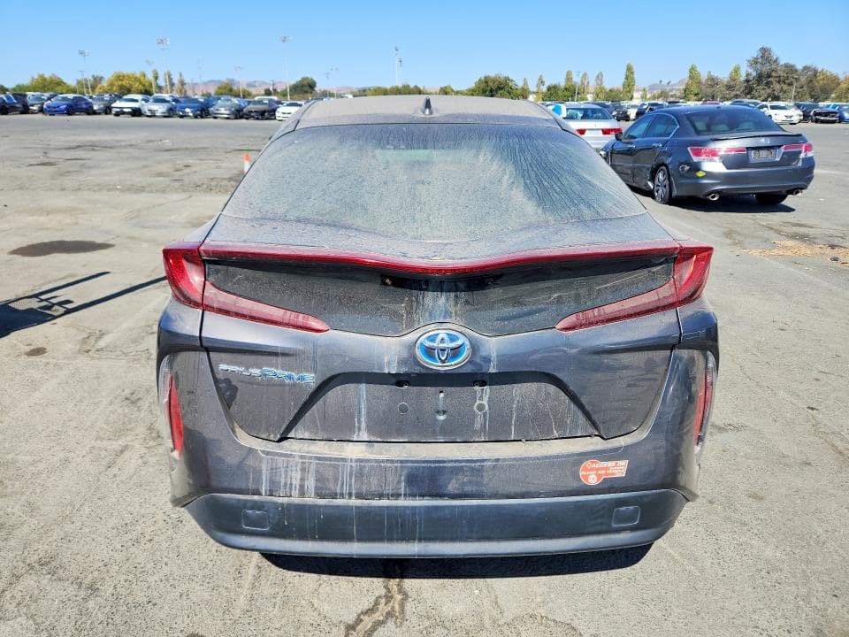 2017 TOYOTA PRIUS PRIME PREMIUM 6