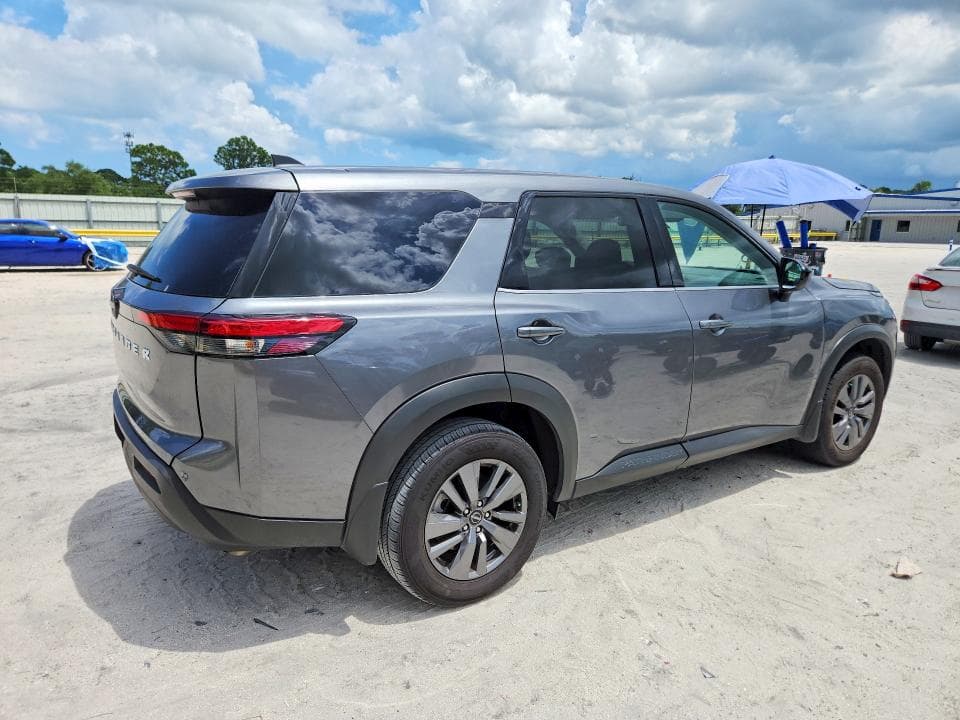 2024 NISSAN PATHFINDER S 3