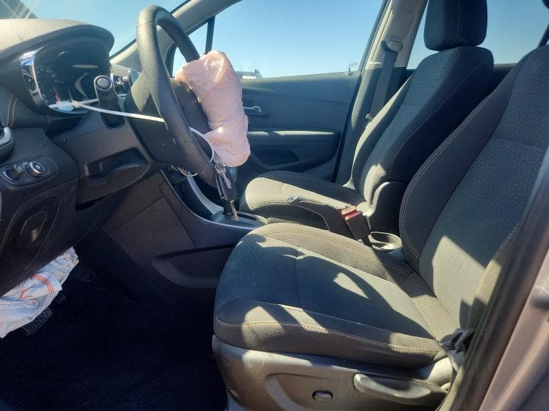 2020 CHEVROLET TRAX LS 7