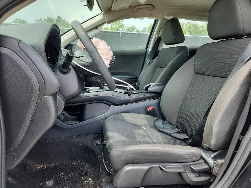 2021 HONDA HR-V LX 7