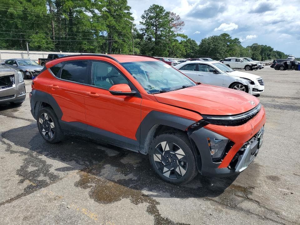 2024 HYUNDAI KONA SEL 4