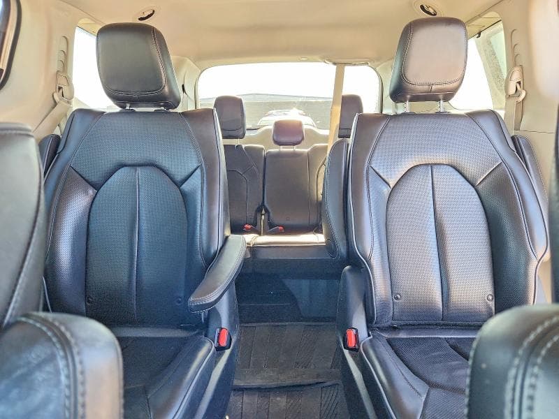 2020 CHRYSLER PACIFICA HYBRID LIMITED 10