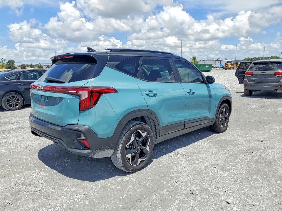 2025 KIA SELTOS S 3