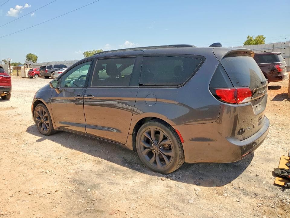 2018 CHRYSLER PACIFICA TOURING L PLUS 2