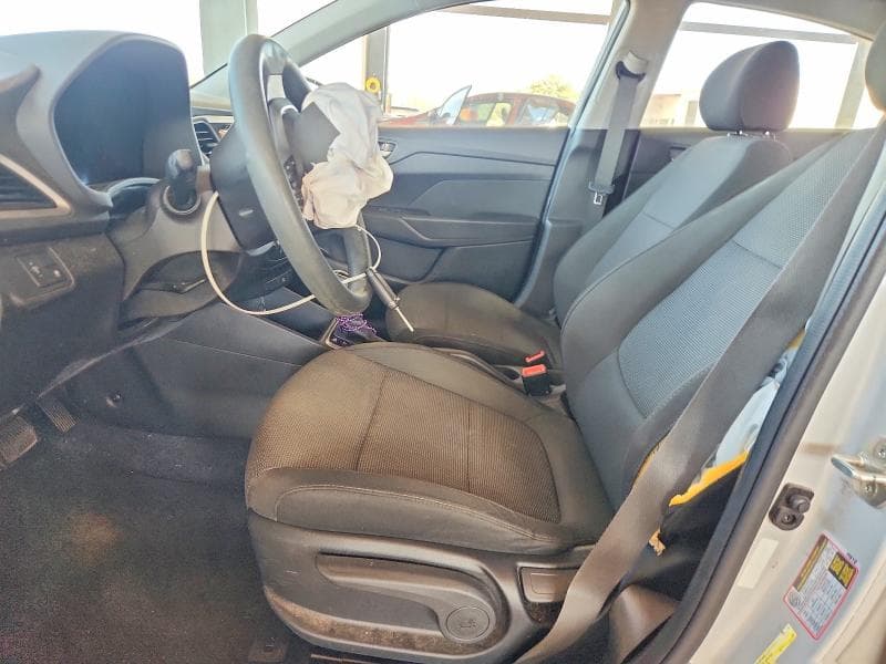 2018 HYUNDAI ACCENT SE 7