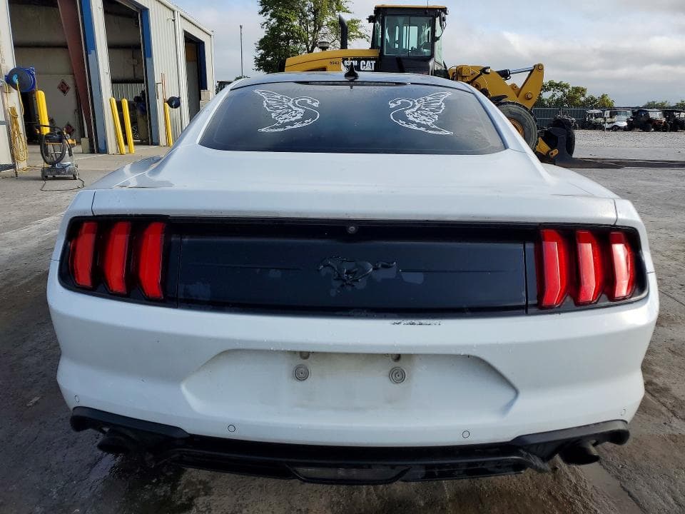 2021 FORD MUSTANG 6