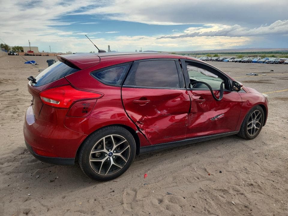 2017 FORD FOCUS SEL 3