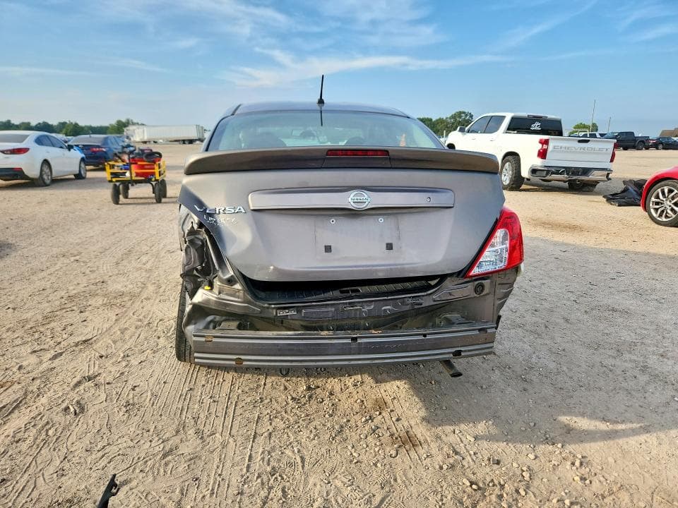 2017 NISSAN VERSA 1.6 S PLUS 6
