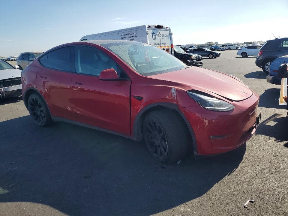 2023 TESLA MODEL Y 4