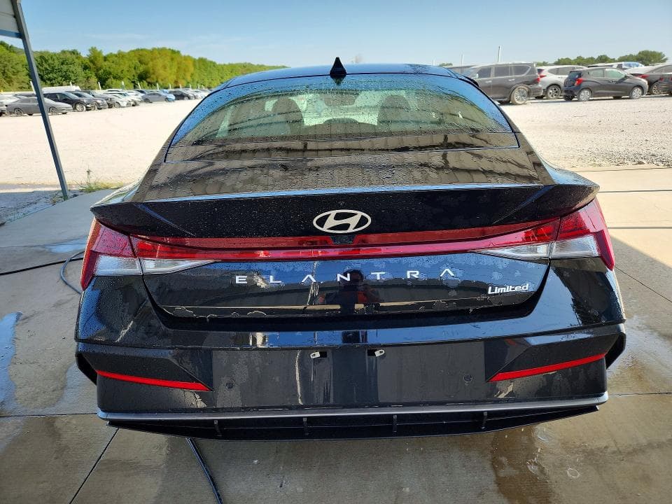2024 HYUNDAI ELANTRA LIMITED 6