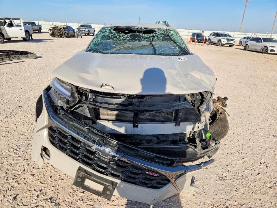 2026 CHEVROLET TRAX 2RS 5