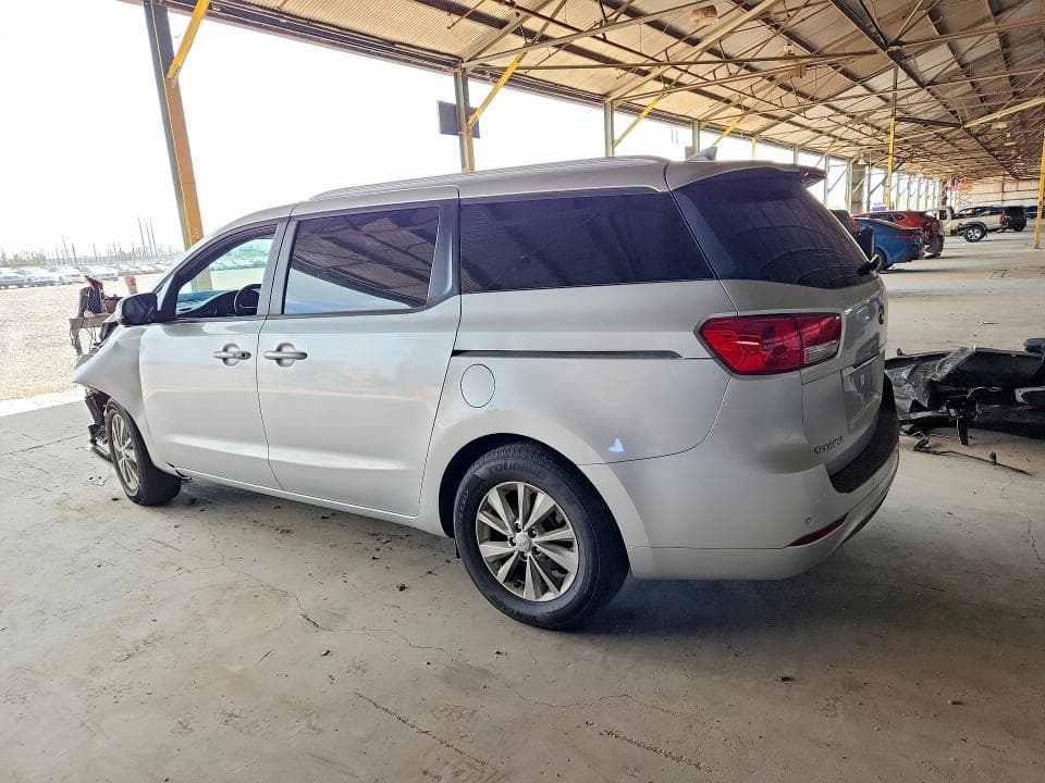 2017 KIA SEDONA LX 2