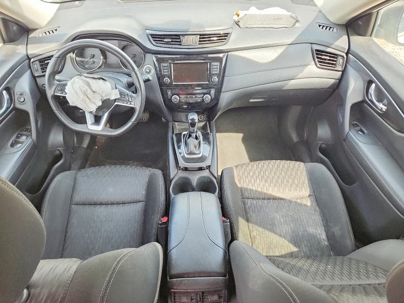 2019 NISSAN ROGUE SV 8