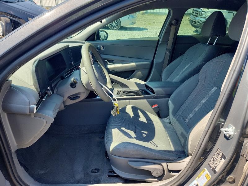 2024 HYUNDAI ELANTRA SE 7