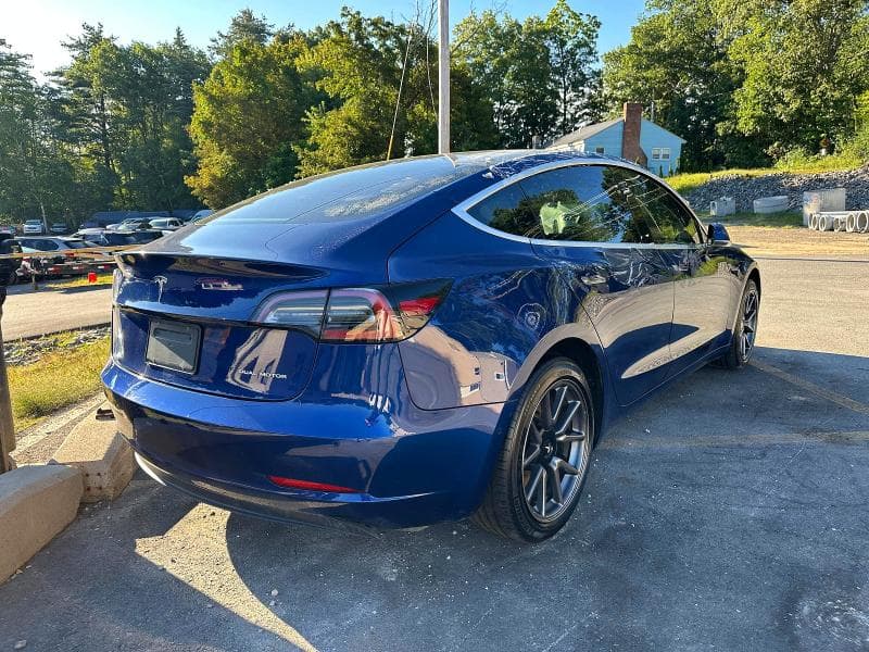 2020 TESLA MODEL 3 4