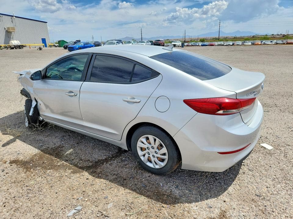 2017 HYUNDAI ELANTRA SE 2