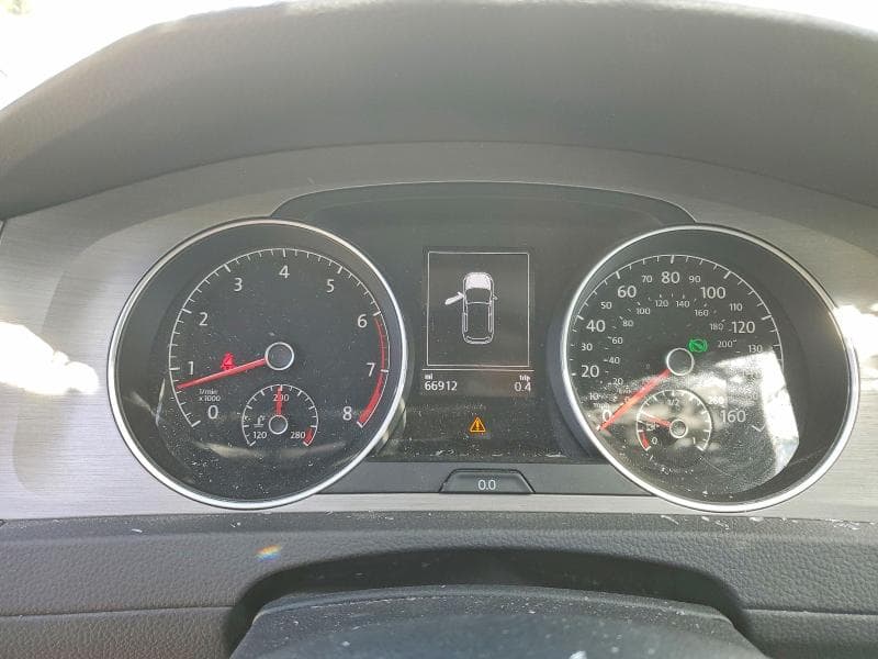 2017 VOLKSWAGEN GOLF S 9