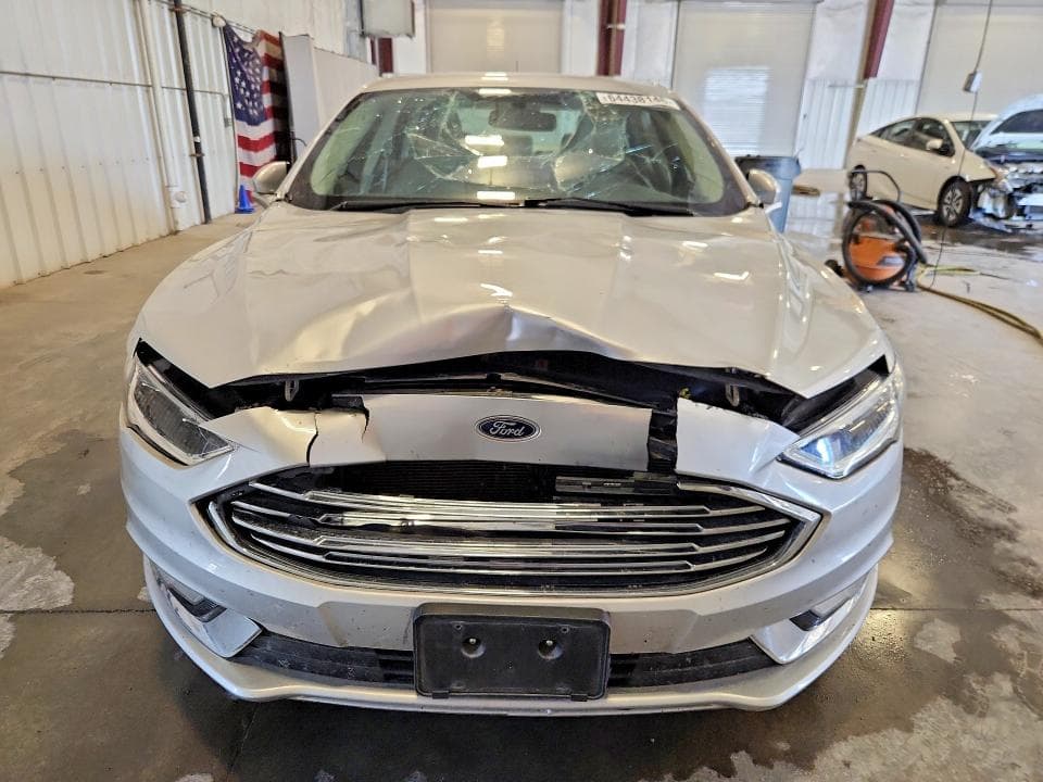 2017 FORD FUSION SE 5