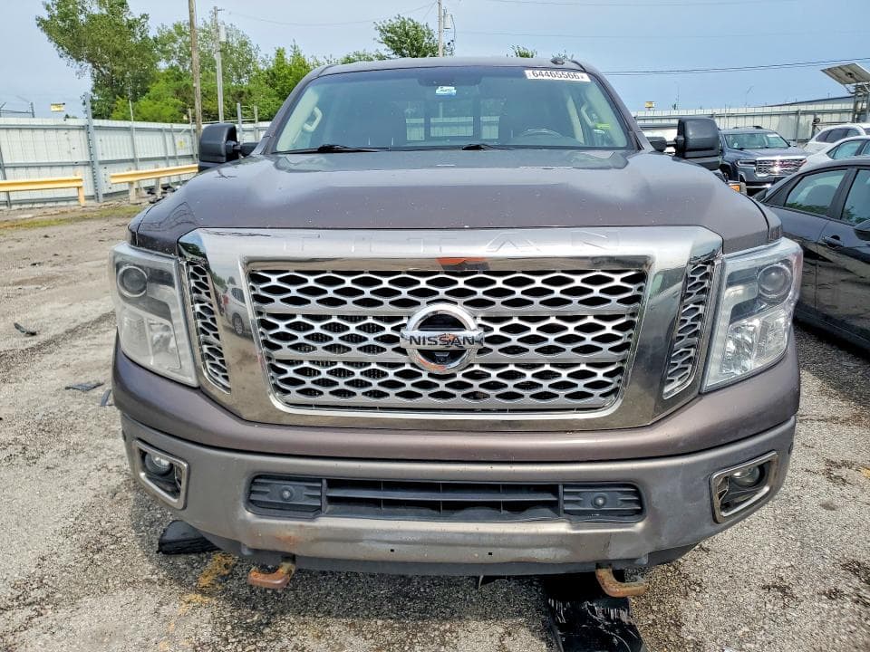 2018 NISSAN TITAN XD PLATINUM RESERVE 5