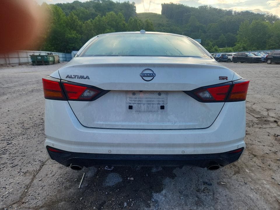 2024 NISSAN ALTIMA SR 6