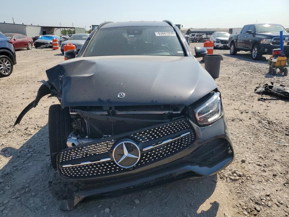 2022 MERCEDES-BENZ GLC 300 4MATIC 5