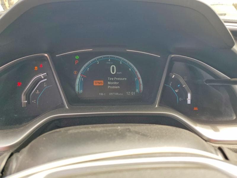 2017 HONDA CIVIC EX 9
