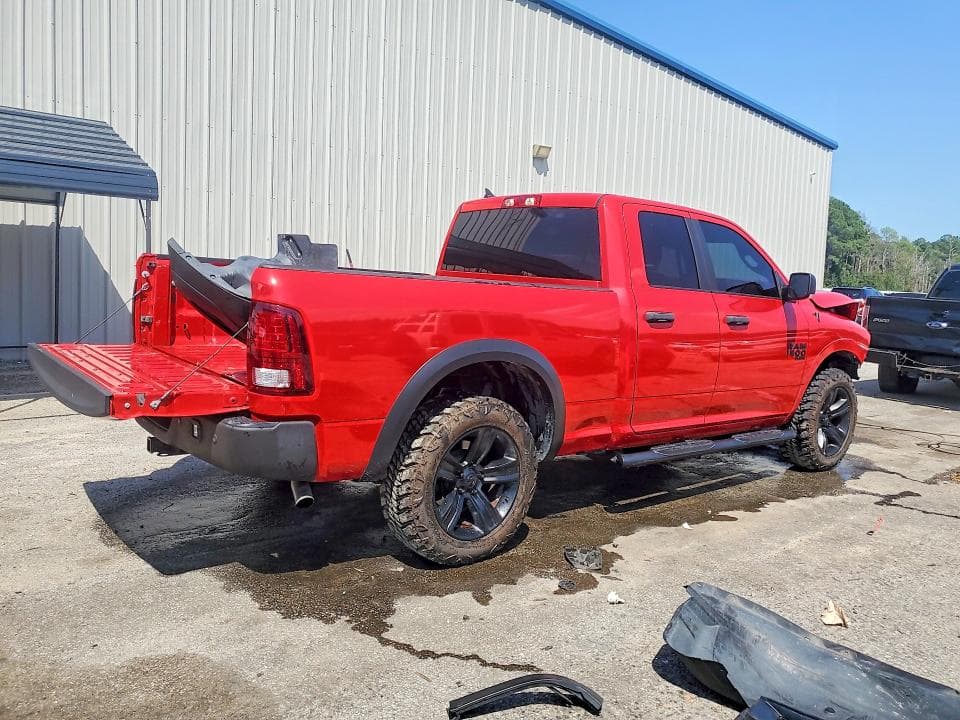 2021 RAM 1500 CLASSIC SLT 3