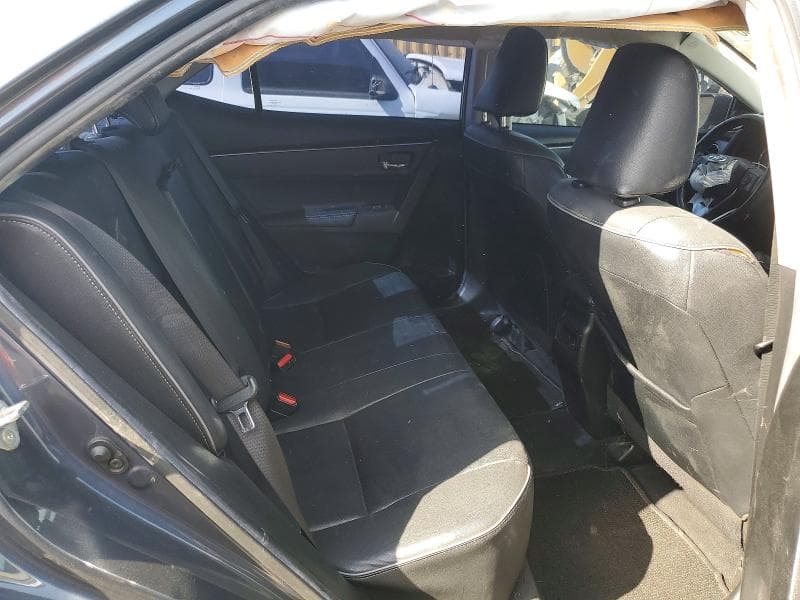 2018 TOYOTA COROLLA XLE 10