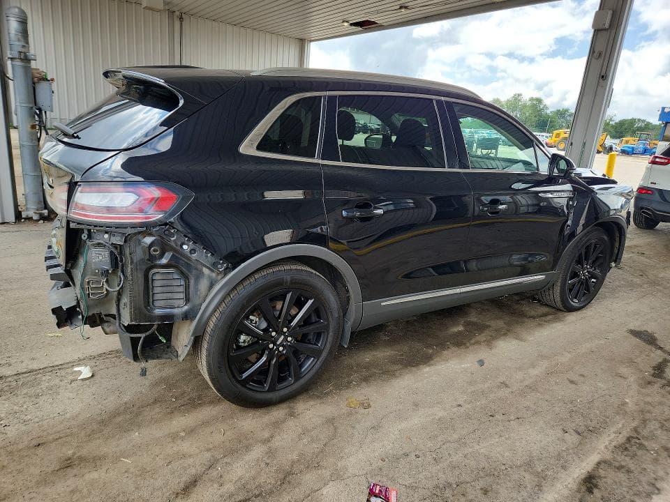 2021 LINCOLN NAUTILUS RESERVE 3