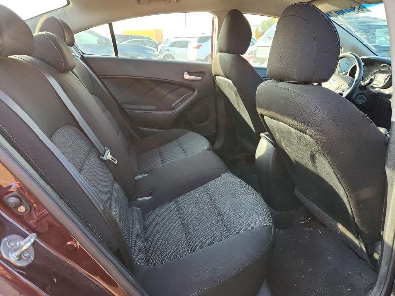 2018 KIA FORTE LX 10