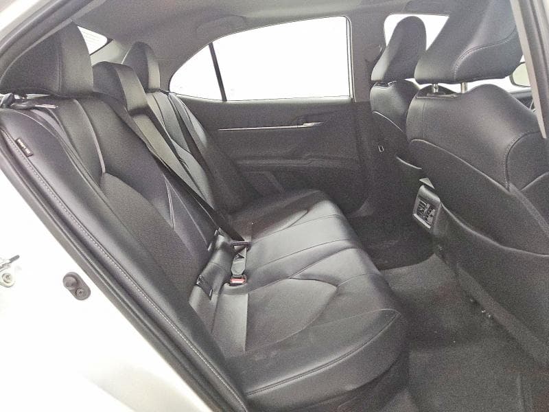 2022 TOYOTA CAMRY XSE 10