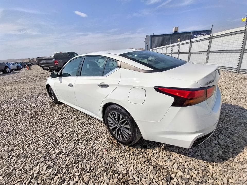 2025 NISSAN ALTIMA SV 2