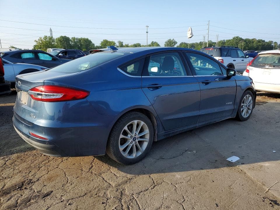2019 FORD FUSION SE 3