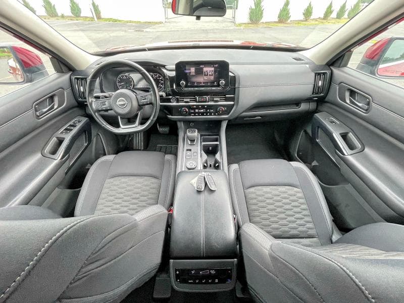 2023 NISSAN PATHFINDER SV 9